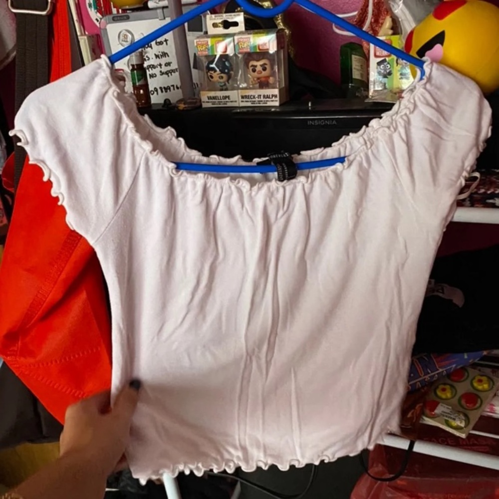 F21 off the shoulder crop